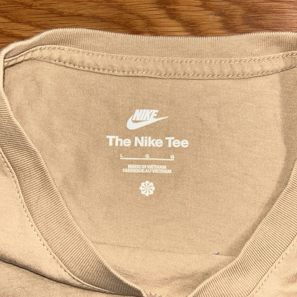 The Nike Tee